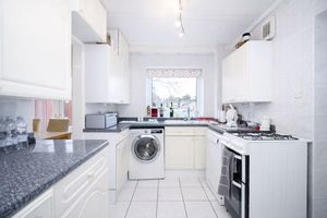 Kitchen- click for photo gallery